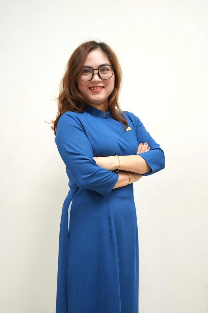 Cô Trần Thị Lành.