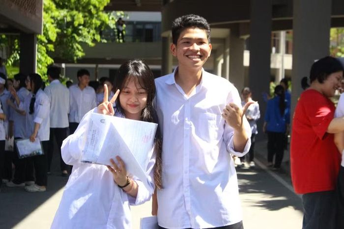 Nhiều thí sinh nhận xét đề thi môn từ chọn có sự phân hóa cao.