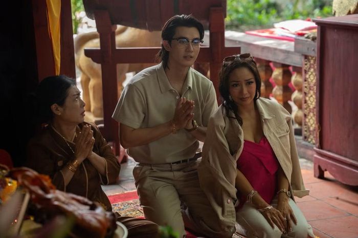 Màn hóa thân của Ốc Thanh Vân và Trần Ngọc Vàng trong Heo 5 móng nhận được nhiều lời khen.