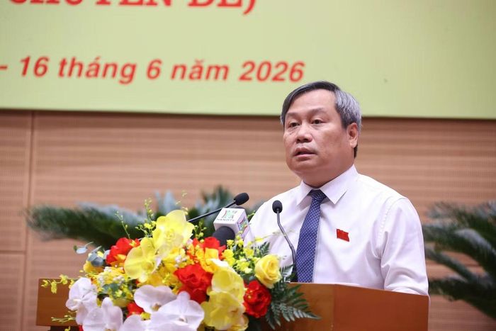 Chủ tịch UBND thành phố Hà Nội Vũ Đại Thắng phát biểu tại kỳ họp