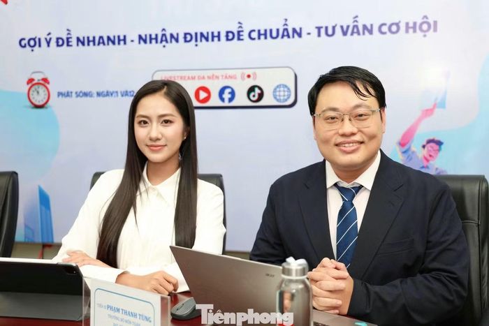 Hoa hậu Hà Trúc Linh và Tiến sĩ Phạm Thanh Tùng - Trưởng bộ môn Toán tại DOL Đình Lực, thủ khoa đầu vào năm 2010 và Huy chương bạc đầu ra Khoa Kỹ thuật xây dựng ĐH Bách khoa TPHCM năm 2015.