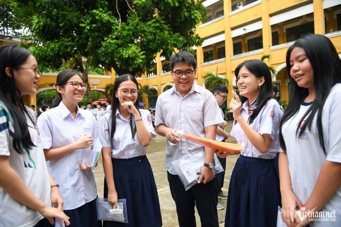 Thí sinh TPHCM tham dự kỳ thi tốt nghiệp THPT 2026. Ảnh: Nguyễn Huế