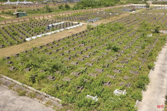 Nghĩa trang ở phường Vũng Áng được quy hoạch, xây dựng bài bản.