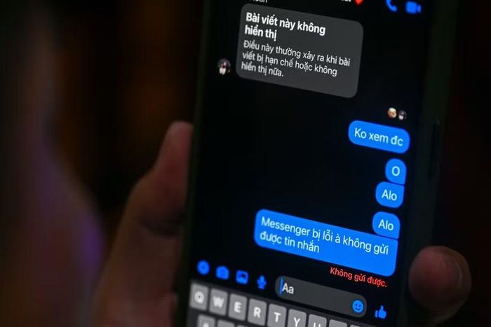 Ứng dụng Messenger không thể truy cập. (Ảnh: Minh Sơn/Vietnam+)