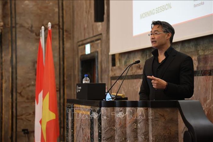 Tiến sỹ Philipp Rösler - Chủ tịch Diễn đàn Kinh tế Thụy Sĩ-Việt Nam (SVEF) khẳng định doanh nghiệp Thụy Sĩ rất quan tâm tới Việt Nam.