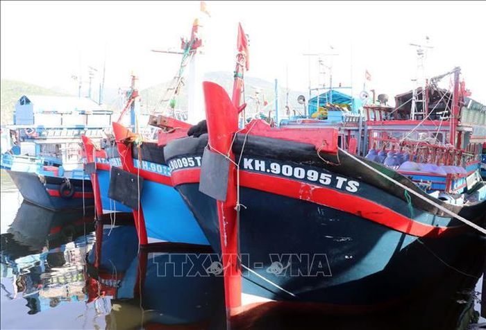Khai thác hải sản là thế mạnh của các địa phương ven biển của Khánh Hòa.