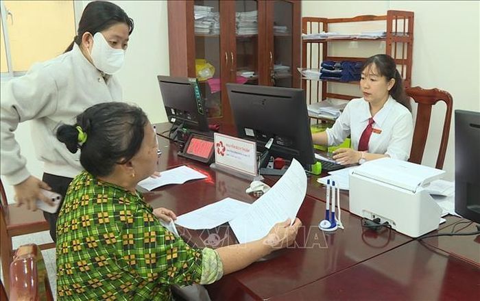 Sau 17 giờ, nếu vẫn còn công dân, đội ngũ công chức vẫn ở lại giải quyết đến 17 giờ 30 hoặc 18 giờ.