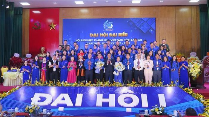 Ủy ban Hội LHTN Việt Nam tỉnh Lào Cai khóa I, nhiệm kỳ 2026 - 2029, ra mắt Đại hội.
