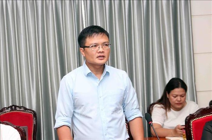 Ông Nguyễn Minh Trí, Trưởng phòng Kiểm tra - Pháp chế Sở Du lịch TP Hồ Chí Minh phát biểu tại Hội nghị.