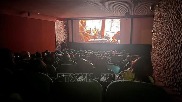 Một phim được trình chiếu trong Lễ khai mạc Liên hoan phim.