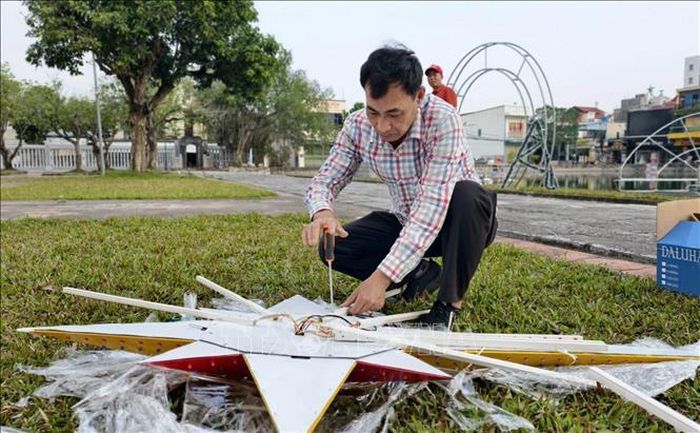 Giáo dân Giáo phận Phát Diệm tích cực hưởng ứng phong trào xây dựng môi trường sống xanh, sạch, đẹp.