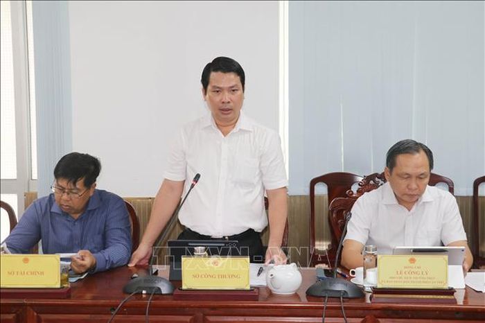 Ông Hà Vũ Sơn, Giám đốc Sở Công Thương thành phố Cần Thơ phát biểu tại buổi làm việc.