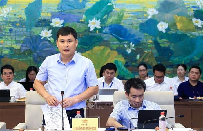 Phó Tổng giám Giám đốc Tập đoàn Công nghiệp - Viễn thông Quân đội (Viettel) Cao Anh Sơn phát biểu. Ảnh: Tuấn Anh/TTXVN