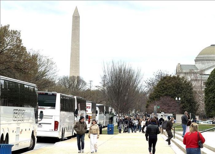 Người dân Mỹ đổ về Quảng trường Quốc gia ở trung tâm thủ đô Washington D.C. Ảnh: Ngọc Quang/PV TTXVN tại Mỹ