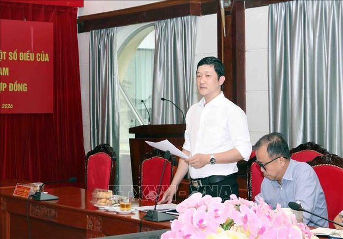 Đại diện Sở Nội vụ Thành phố Hồ Chí Minh phát biểu tại Hội nghị.