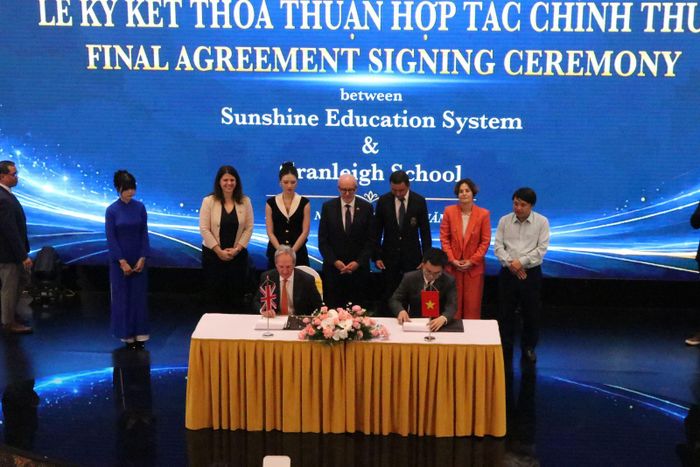 Đặc phái viên Thương mại của Chính phủ Anh chứng kiến Cranleigh School và Sunshine Group ký kết hợp tác.