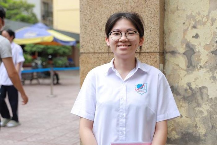 Em Phùng Minh Trang - Học sinh Trường THPT Nguyễn Siêu.