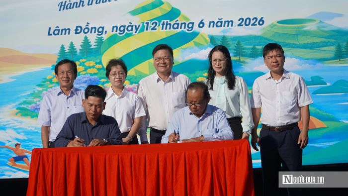 Các đơn vị kinh doanh dịch vụ, du lịch ký cam kết hạn chế sử dụng sản phẩm nhựa dùng một lần, không sử dụng chai nhựa trong các hoạt động, hội nghị, sự kiện; khuyến khích sử dụng vật dụng thân thiện môi trường.