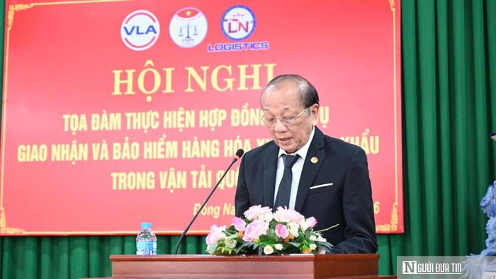 Luật gia Phan Văn Châu, Chủ tịch Hội Luật gia Tp.Đồng Nai Phát biểu tại hội nghị.