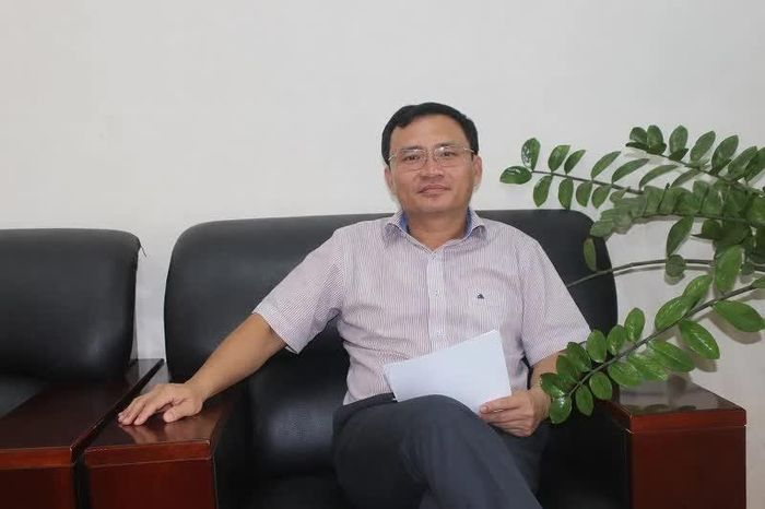 Ông Dương Thái Hội - Giám đốc Trung tâm Dịch vụ tổng hợp xã Đam Rông 2, chia sẻ thông tin với phóng viên.