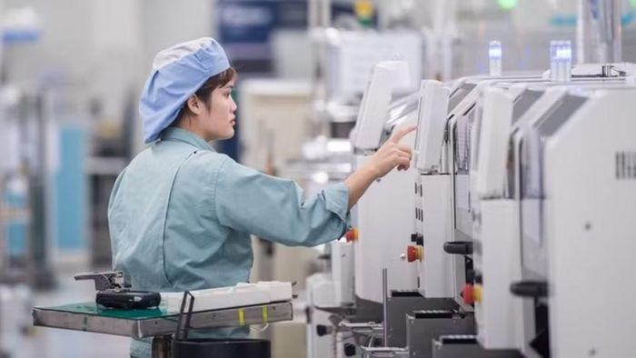 Chính phủ đặt mục tiêu đến năm 2030, tối thiểu 10 triệu lượt người trong độ tuổi lao động sẽ được đào tạo, bồi dưỡng kỹ năng số cơ bản.