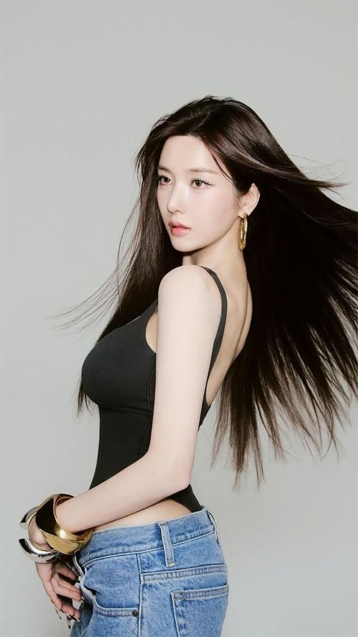 Kwon Eun Bi còn đang ghi dấu ấn mạnh mẽ trên thị trường âm nhạc trong và ngoài Hàn Quốc.