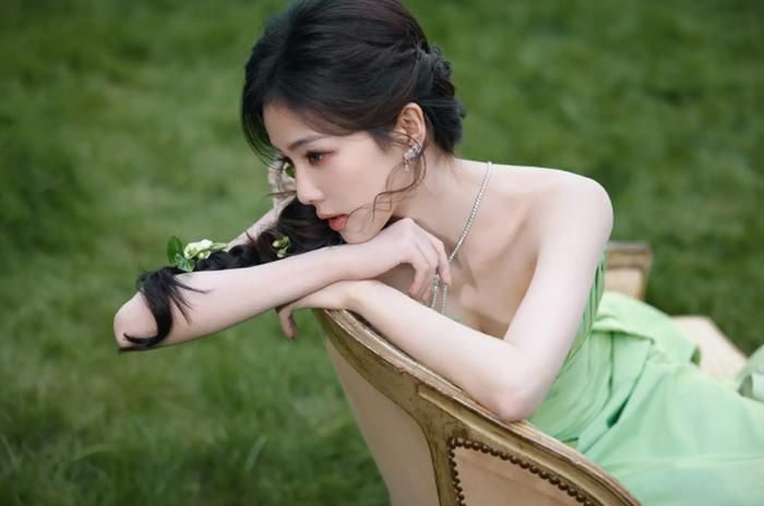 Bên cạnh sức hút về thời trang và nhan sắc, Bạch Lộc hiện cũng là cái tên được quan tâm trên màn ảnh nhỏ.