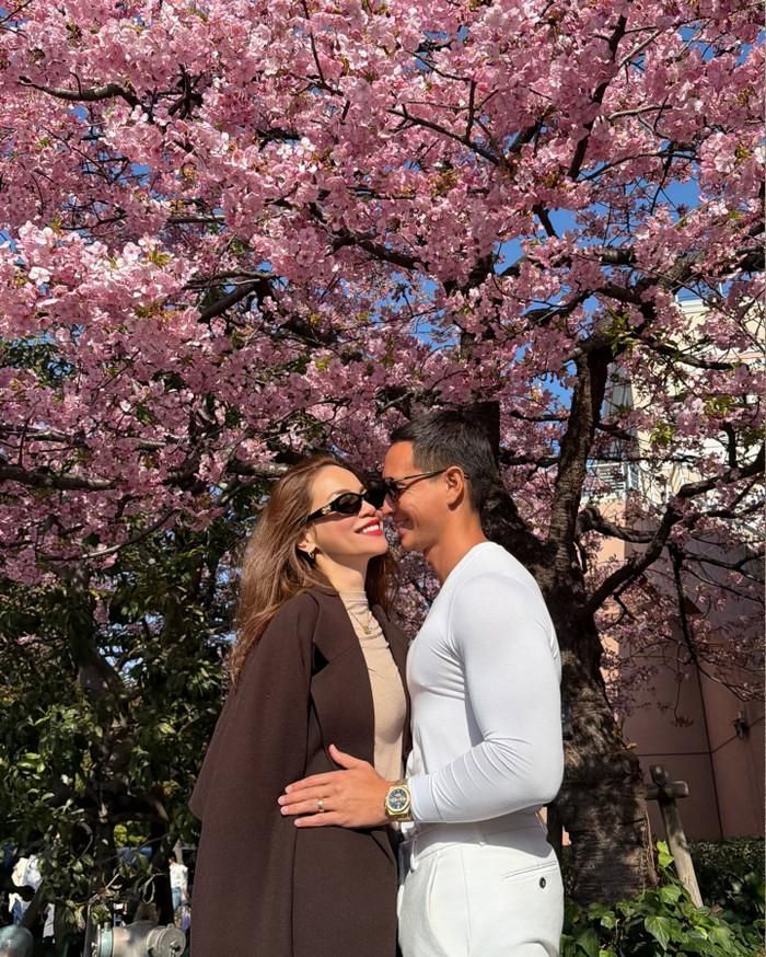 Hồ Ngọc Hà hiện có hôn nhân viên mãn bên Kim Lý.