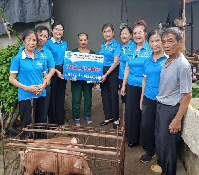 Hội LHPN phường Bỉm Sơn hỗ trợ sinh kế, tạo việc làm cho hội viên.