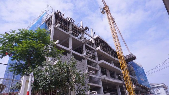 Dự án xây dựng trường liên cấp Minh Châu đang thần tốc thi công để đảm bảo hoàn thành đúng tiến độ. Ảnh: Trần Giang