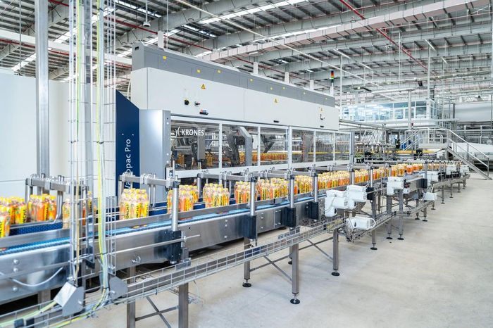Dây chuyền sản xuất nước giải khát hiện đại, khép kín của Uniben. Ảnh: Uniben