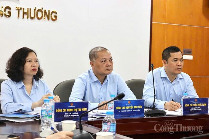 Theo ông Nguyễn Anh Sơn, trong bối cảnh Quốc hội đã giao mục tiêu tăng trưởng kinh tế ở mức hai con số, hoạt động xuất khẩu tiếp tục được xác định là một trong những động lực quan trọng của tăng trưởng