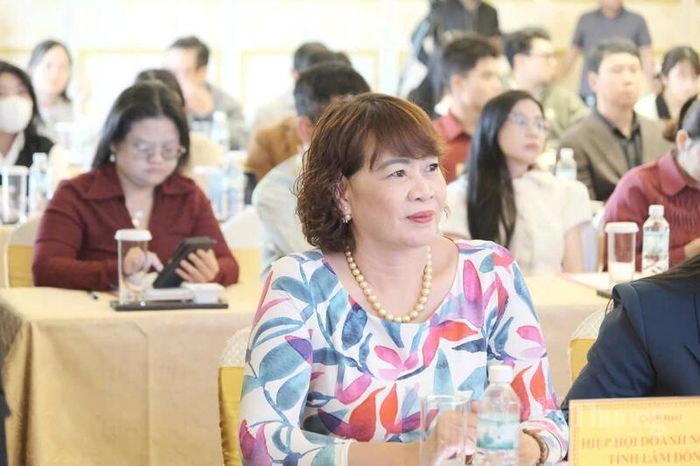 Đại diện Hiệp hội doanh nghiệp tỉnh Lâm Đồng tại hội thảo. Ảnh: Lê Sơn