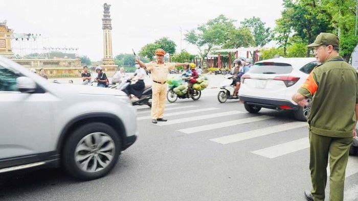 Kỳ thi tốt nghiệp THPT năm 2026 tại Huế diễn ra an toàn, nghiêm túc, không có vi phạm quy chế thi. Ảnh: H. Minh