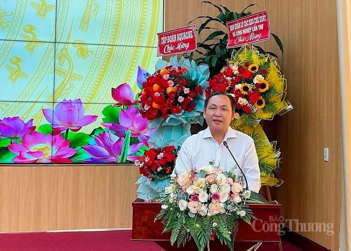 Ông Lê Công Lý – Phó Chủ tịch UBND TP. Cần Thơ, phát biểu tại buổi lễ. Ảnh: Khánh Ngọc.