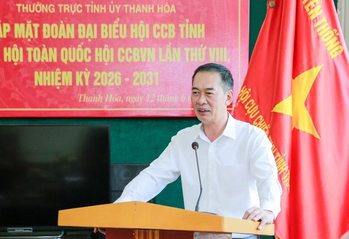 Đồng chí Trịnh Tuấn Sinh, Phó Bí thư Tỉnh ủy, Chủ tịch Ủy ban MTTQ tỉnh phát biểu tại buổi gặp mặt.