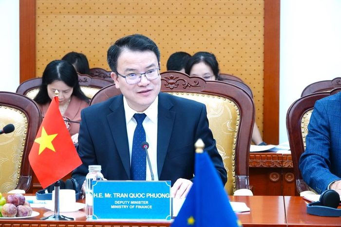 Thứ trưởng Bộ Tài chính Trần Quốc Phương đánh giá cao kết quả của Dự án Hợp phần 1 thuộc Chương trình Tăng cường quản trị kinh tế Việt Nam (EEGP). (Ảnh: CTT Bộ Tài chính)