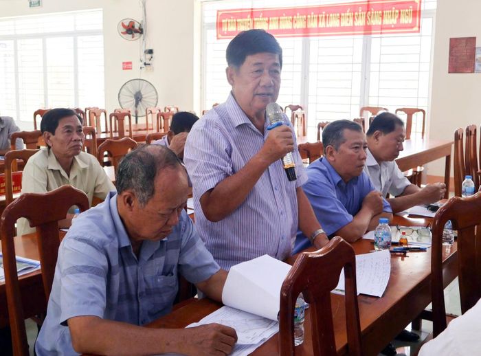 Đại biểu phát biểu ý kiến tại hội nghị. Ảnh: THANH LIÊN