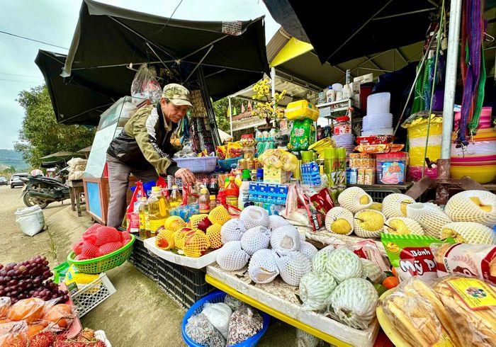 Lớp tập huấn nhằm nâng cao năng lực chuyên môn, nghiệp vụ cho đội ngũ cán bộ làm công tác quản lý chợ. Ảnh: ĐĂNG NGUYÊN