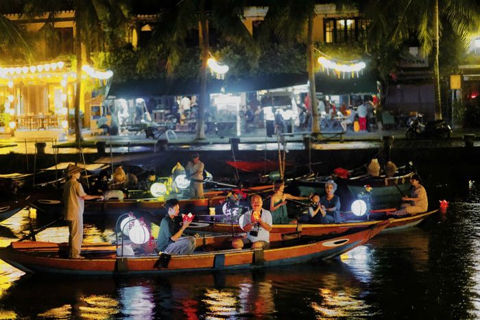 Nhà mình đi thôi - dự án tiên phong kết hợp điện ảnh với quảng bá điểm đến - có bối cảnh chính tại Đà Nẵng. Ảnh: Đoàn phim cung cấp