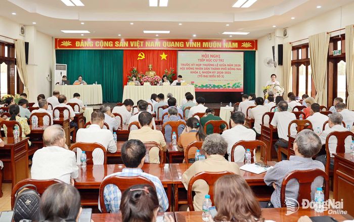 Quang cảnh hội nghị tiếp xúc cử tri. Ảnh: Thanh Toàn
