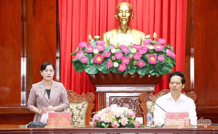 Đồng chí Châu Thị Mỹ Phương, Phó Bí thư Tỉnh ủy, Trưởng đoàn Đại biểu Quốc hội tỉnh kết luận buổi khảo sát.