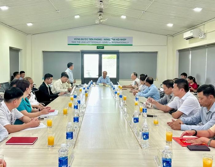  Bí thư Tỉnh ủy Thái Đại Ngọc kiểm tra thực tế tại trang trại chăn nuôi bò thịt Ia Púch của THACO AGRI. Ảnh: Hà Duy 
