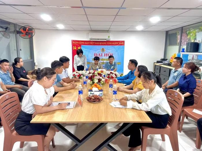  Đại hội thành lập CĐCS Công ty TNHH Sản xuất bông gòn Bình Định. Ảnh: Nguyễn Hằng 