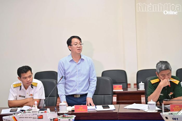 Đại diện Công ty Cổ phần Sông Đà 5, doanh nghiệp tham gia khảo sát nêu ý kiến đề xuất.