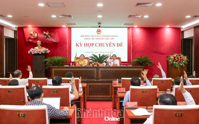 Quang cảnh tại kỳ họp.
