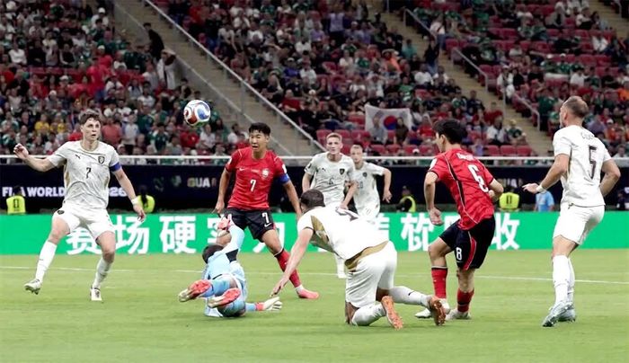 Đội tuyển Hàn Quốc đã có chiến thắng 2-1 trước đội tuyển Cộng hòa Séc trong trận đầu ra quân tại World Cup 2026.