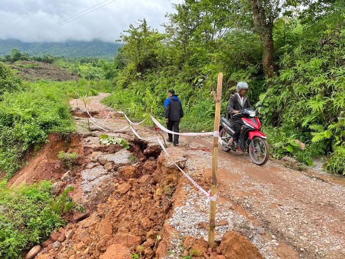 Hiện trạng sụt lún của tuyến đường.