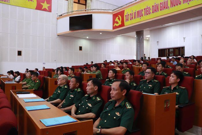 Đại biểu dự hội nghị.