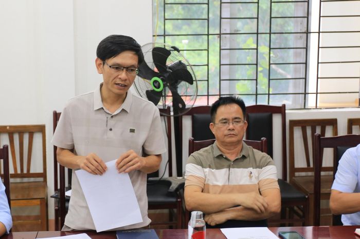 Đồng chí Nguyễn Như Quỳnh - Phó Chi cục trưởng Chi cục Phát triển nông thôn và quản lý chất lượng nông lâm sản, thủy sản phát biểu ý kiến thảo luận tại buổi làm việc.
